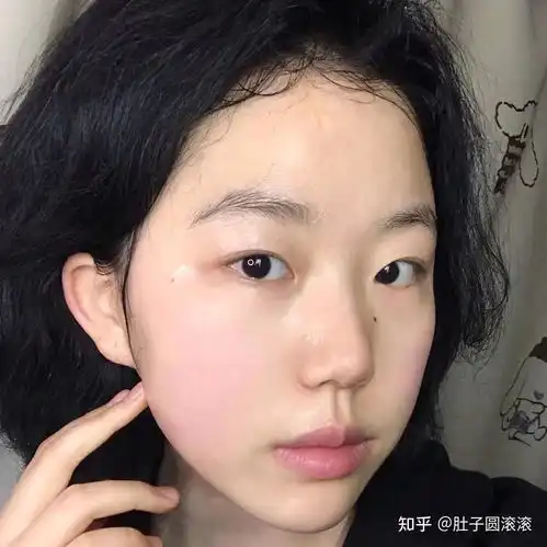 可以推荐一些适合20岁女大学生的水乳套装吗