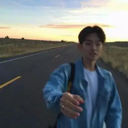 个性的男生微博头像图片,最不擅长的就是装