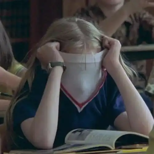 来一波调皮的头像