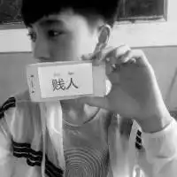 求qq高清头像,要比较霸气的,也想要帅气的青年在沙滩奔跑的图,都可以