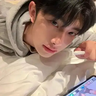 2023最新努力拼搏男生头像