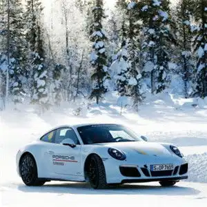保时捷跑车头像,雪地保时捷跑车汽车霸气图片