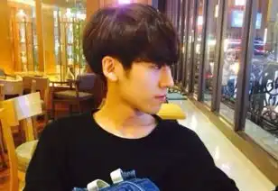 网名男生阳光简单励志两个字孤酒