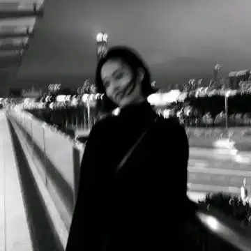 黑白御姐女生头像成熟御姐专用黑白头像