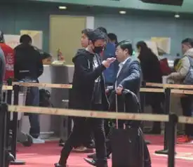 周杰伦玩游戏四天不出门大黑牛机场厮杀baby半夜奋战,王思聪撕人不忘大loi,开扒娱乐圈中的网瘾明星