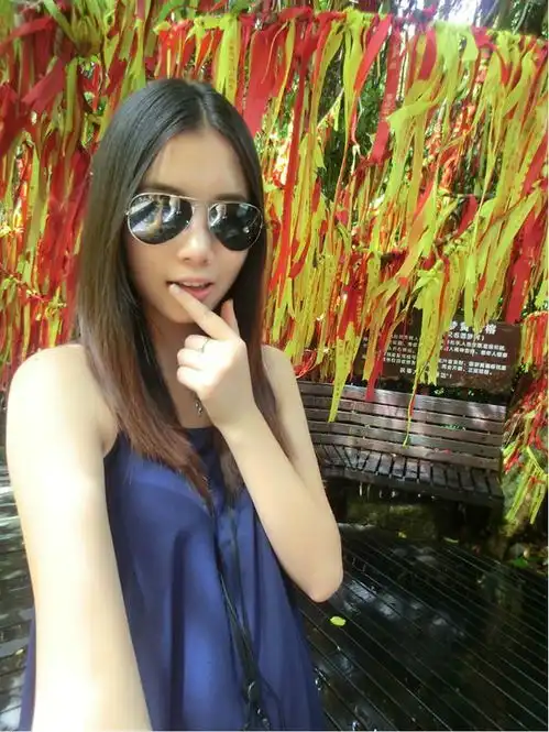 一男带二女游三亚,为何闺蜜比我还高兴啊老公是我的,不是你的