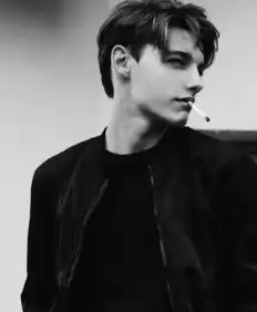 盛世美颜自带仙气画册中走出的俄罗斯男孩pomogisebe