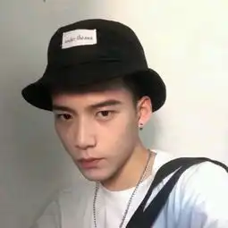 撩到你对象感动的情话一个人爱上小溪,是因为没有见过大海