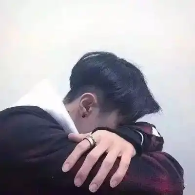 帅气成熟时尚男生头像成熟帅气又时尚的男头