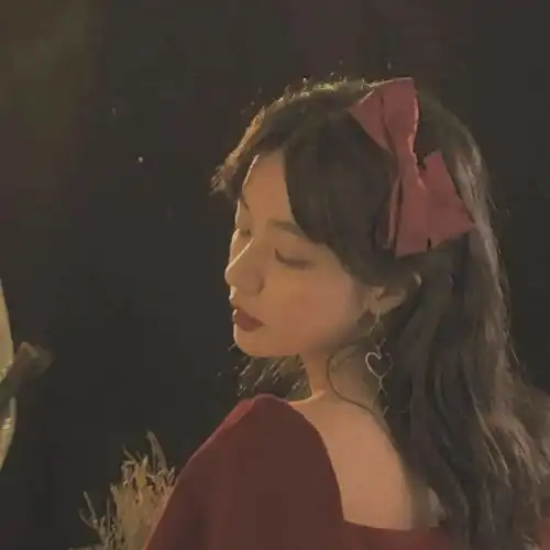 男女生头像可以跟我慢慢谈一个恋爱吗