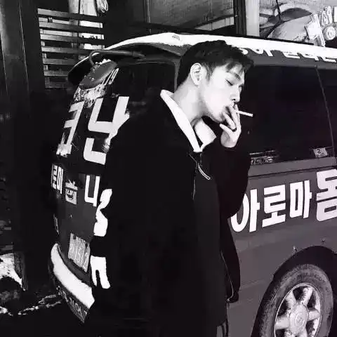 黑白头像一起长大