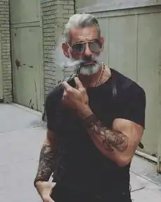 嘿,油腻男人,也许你连一个优雅的中年男人都没见过涕姆的健身笔记21