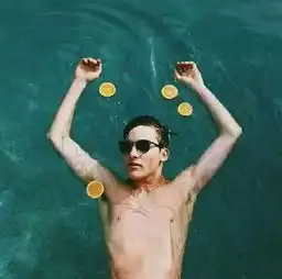 帮我找找有没有好看的情侣头像