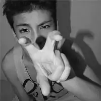 帅气的兄弟头像一个人两张的的