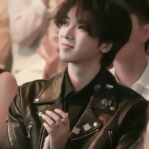 明星头像壁纸丨华晨宇周边