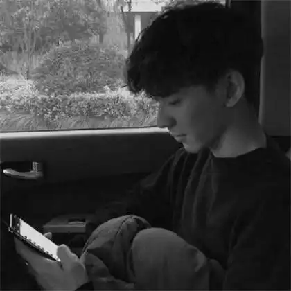 超酷男生头像黑白年少轻狂我们也有过