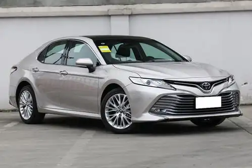 男子花20几万提丰田这车,用车几个月后太值了,好在没选君威