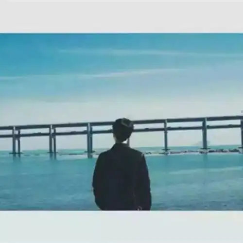 闲时与你立黄昏,笑问灶前粥可温