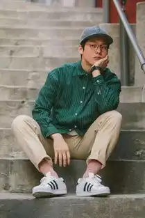 型男攻略,学学韩国欧巴们的街拍姿势那些连路人都会多看你一眼的街拍pose吧