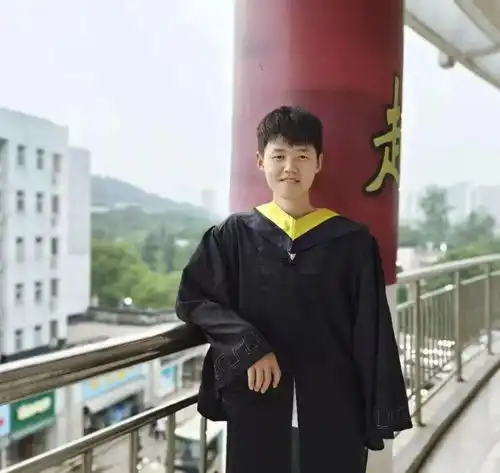 24岁研究生不幸离世,生前有个心愿