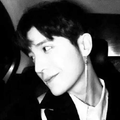 头像山河浪漫,生活温暖