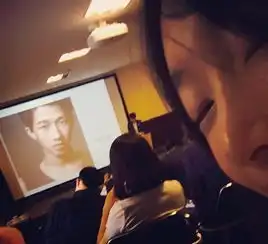 周冬雨晒北影毕业照与男友合影小秀恩爱