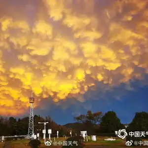 乳状云的压迫感太强了