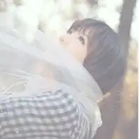 跪求qq三姐妹网名头像个性签名资料分组都要伤感点的谢谢