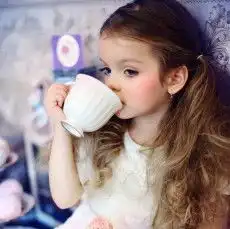 米兰可爱的孩子头像