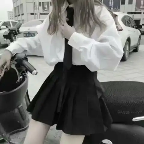 4对最潮假装单身情侣头像,让女生瞬间红了脸,脱单必备
