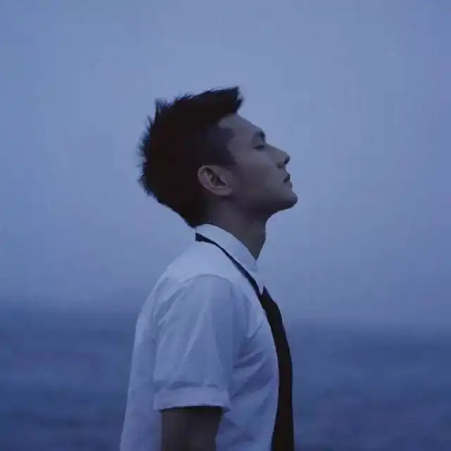 cp头像丨世界上最好闻的味道就是抱着你时你身上的味道