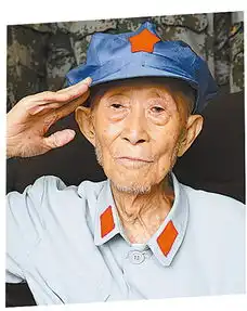 老照片里面的小孩子︰12岁一心当红军