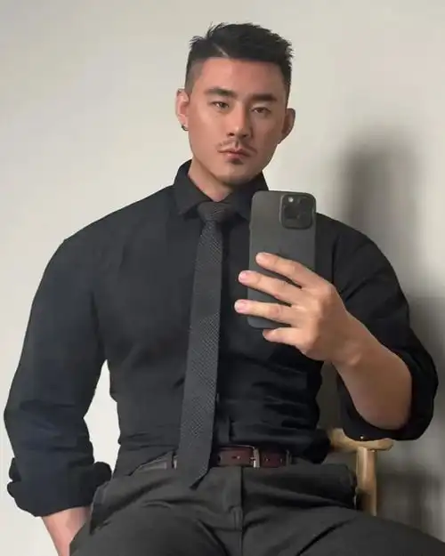 男生春天别乱剪头发,试试这3款短发发型,简单个性阳光帅气