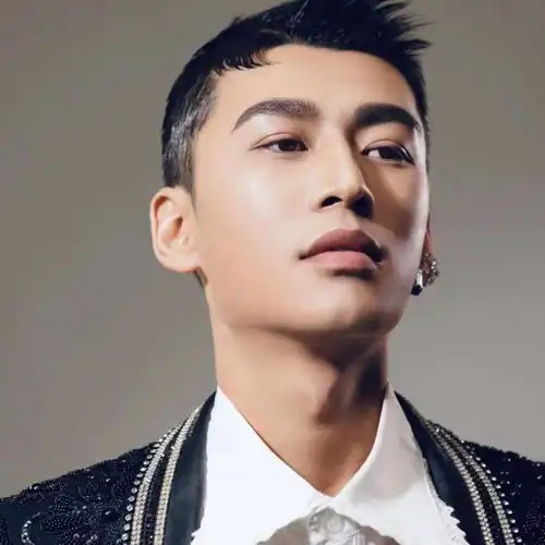 金贤正拜托了别宠我第二季热播腹黑冷萌皇帝柠檬精附体再引爆笑