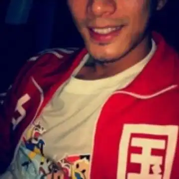 超哇塞的小伙子