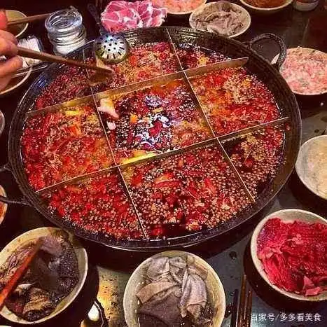 啥也不说了,13个城市火锅图片来一波,看看有你家乡火锅没