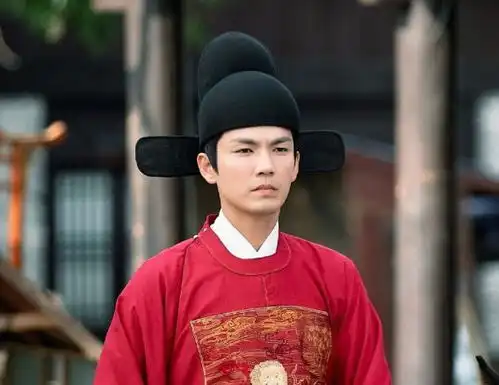 47岁演古偶被嘲脸发僵,钟汉良直言好偏激,他其实一直很清醒