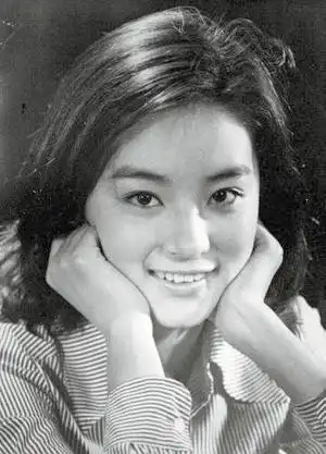 17岁爱上已婚男人,23年爱恨纠葛终成空,一代女神林青霞现世安稳