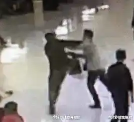 男子精挑细选抢劫斯文瘦弱者没想到对方散打很强