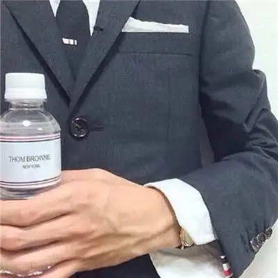 帅气大叔生活照头像高清2018因为没得到所以显得格外好