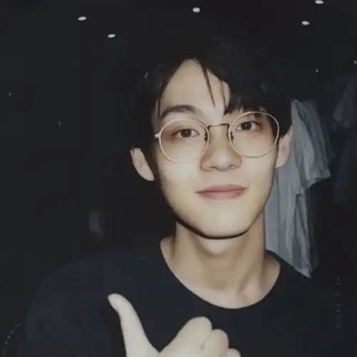 今日份分享绝绝子男生头像