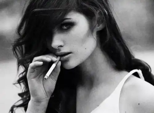 女人不想老得快,少吃三物,忌做四件事,让衰老来得慢一些女性