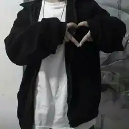 冷酷风格冰冷的让人害怕的男生头像