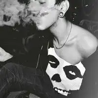 求此头像的情侣头像