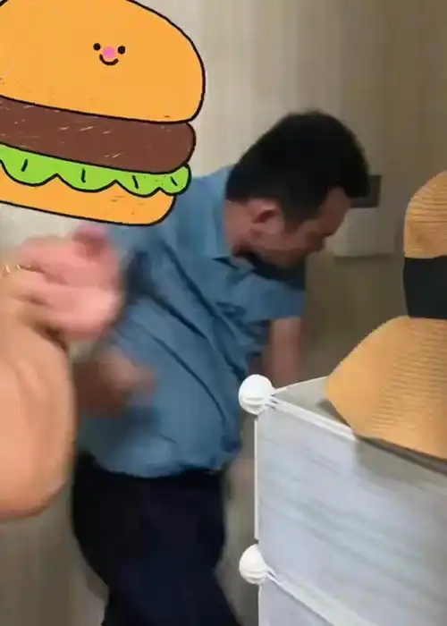 惨了男业主私信另一女业主要上门约p,结果开门看见了对方老公