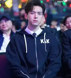 李现我脸大不适合脏辫,造型师就试一下,看到效果好man