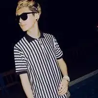 酷毙了的男生头像在失去的曾经里独守回忆3