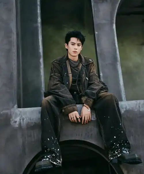 2025男友穿搭标准,请看王鹤棣,能学多少看你们了