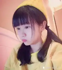 网红杨清柠16岁的照片被曝光,全看过的网友一定是老粉丝