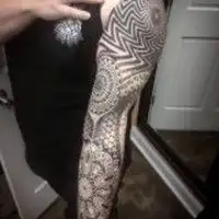 微信纹身花臂头像男生手臂有纹身的男人头像